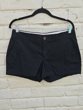 Old Navy Mid-rise Black Chino Shorts